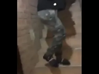 Thumbnail: Mamada rápida e rabeta apertada em motel discreto