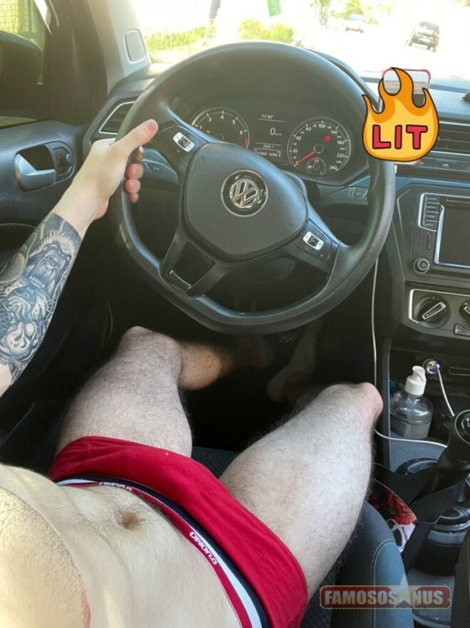 70 Fotos de pênis do Matheus da uber pelado