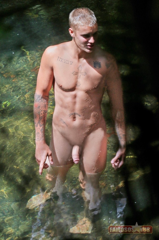 Justin Bieber pelado completamente nu