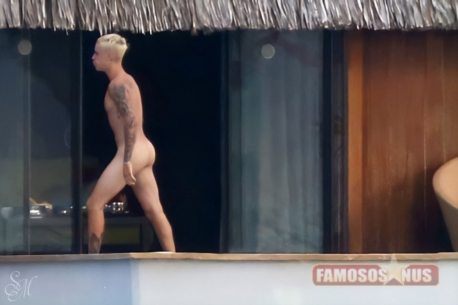 Justin Bieber pelado completamente nu