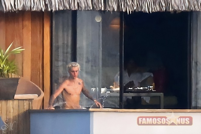 Justin Bieber pelado completamente nu