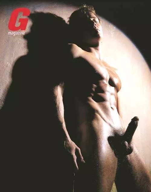 Théo Becker Pelado na G Magazine